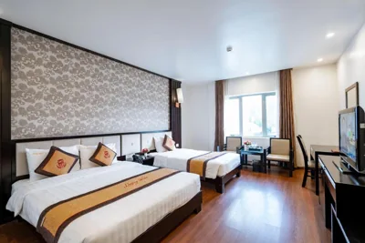 Triple Room — LUXURY HOTEL